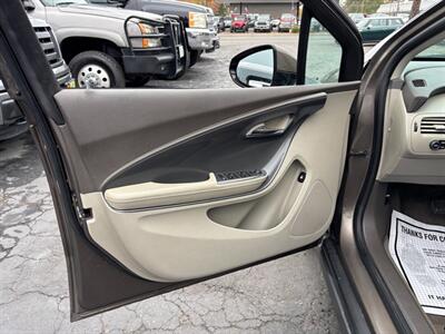2014 Chevrolet Volt - Photo 12 - Sacramento, CA 95821