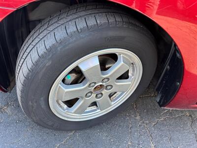 2005 Toyota Prius   - Photo 10 - Sacramento, CA 95821