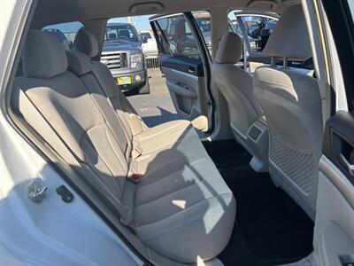 2014 Subaru Outback 2.5i - Photo 10 - Sacramento, CA 95821