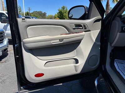 2007 Chevrolet Silverado 1500 LTZ   - Photo 13 - Sacramento, CA 95821
