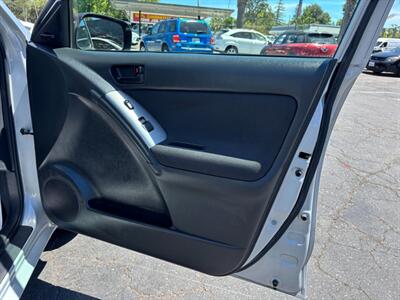 2007 Toyota Matrix   - Photo 11 - Sacramento, CA 95821