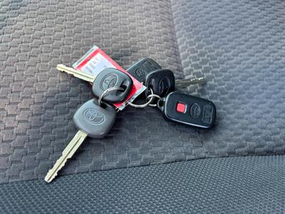 2007 Toyota Matrix   - Photo 21 - Sacramento, CA 95821