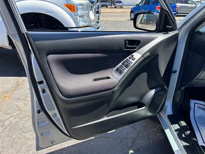 2007 Toyota Matrix   - Photo 12 - Sacramento, CA 95821