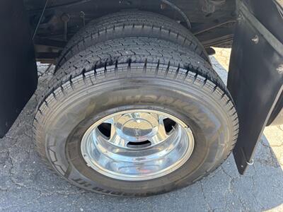 2004 Ford F-350 XLT   - Photo 19 - Sacramento, CA 95821