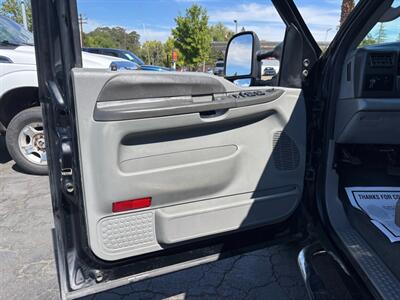 2004 Ford F-350 XLT   - Photo 13 - Sacramento, CA 95821