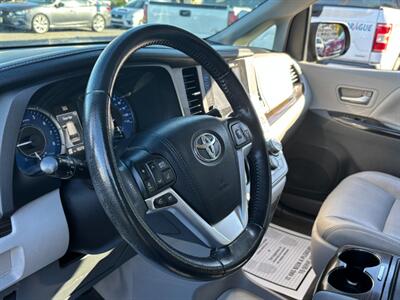 2017 Toyota Sienna XLE 7-Passenger - Photo 17 - Sacramento, CA 95821