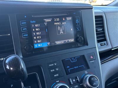 2017 Toyota Sienna XLE 7-Passenger - Photo 19 - Sacramento, CA 95821