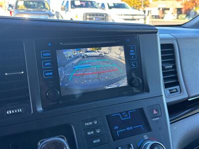 2017 Toyota Sienna XLE 7-Passenger - Photo 20 - Sacramento, CA 95821