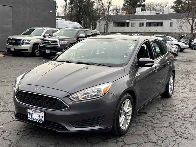 2016 Ford Focus SE photo 5