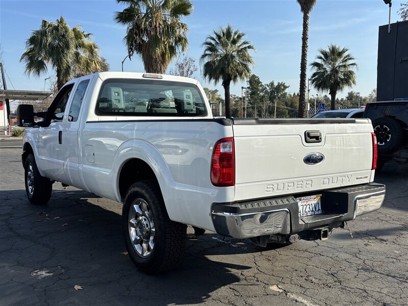 2015 Ford F-250 Super Duty XLT photo 5