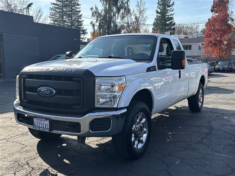 2015 Ford F-250 Super Duty XLT photo 6