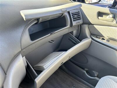 2006 Toyota Sienna LE 8 Passenger   - Photo 16 - Sacramento, CA 95821