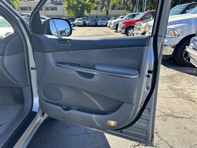 2006 Toyota Sienna LE 8 Passenger   - Photo 11 - Sacramento, CA 95821