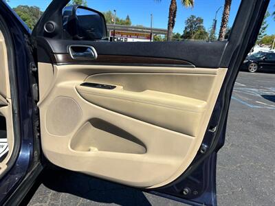 2014 Jeep Grand Cherokee Limited   - Photo 10 - Sacramento, CA 95821