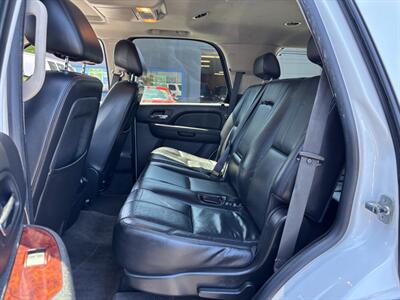 2010 Chevrolet Tahoe LT - Photo 10 - Sacramento, CA 95821