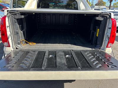 2011 Cadillac Escalade - Photo 12 - Sacramento, CA 95821