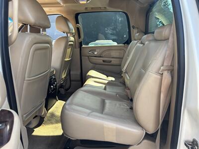 2011 Cadillac Escalade - Photo 7 - Sacramento, CA 95821