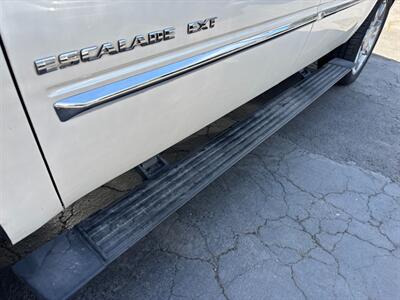 2011 Cadillac Escalade - Photo 21 - Sacramento, CA 95821