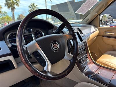 2011 Cadillac Escalade - Photo 14 - Sacramento, CA 95821