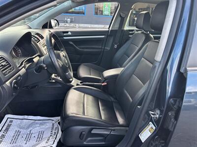 2010 Volkswagen Jetta SE PZEV   - Photo 6 - Sacramento, CA 95821