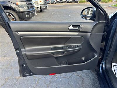 2010 Volkswagen Jetta SE PZEV   - Photo 11 - Sacramento, CA 95821
