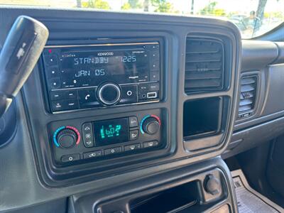 2005 Chevrolet Silverado 1500 Z71   - Photo 18 - Sacramento, CA 95821