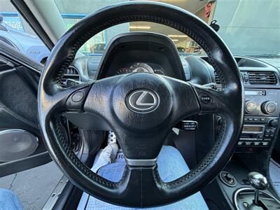 2002 Lexus IS   - Photo 12 - Sacramento, CA 95821