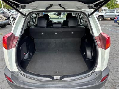 2015 Toyota RAV4 Limited - Photo 16 - Sacramento, CA 95821