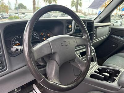 2004 Chevrolet Avalanche 1500   - Photo 14 - Sacramento, CA 95821