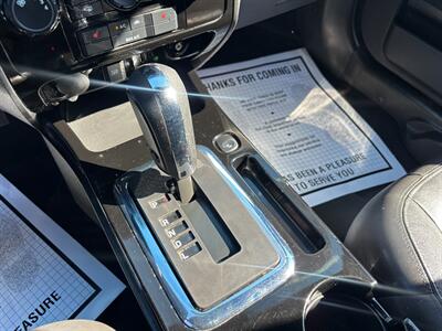 2011 Ford Escape Limited - Photo 12 - Sacramento, CA 95821