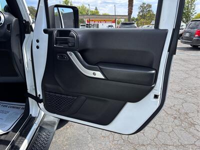 2013 Jeep Wrangler Sahara   - Photo 13 - Sacramento, CA 95821