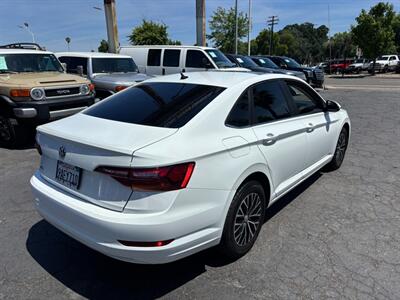 2019 Volkswagen Jetta SE - Photo 4 - Sacramento, CA 95821