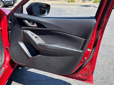 2015 Mazda Mazda3 i Touring   - Photo 11 - Sacramento, CA 95821