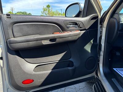 2008 Chevrolet Avalanche LT - Photo 15 - Sacramento, CA 95821