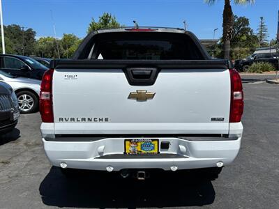 2008 Chevrolet Avalanche LT   - Photo 4 - Sacramento, CA 95821