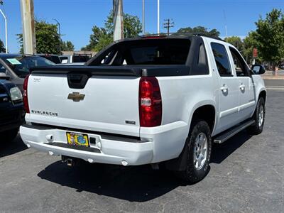 2008 Chevrolet Avalanche LT   - Photo 3 - Sacramento, CA 95821
