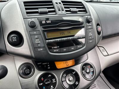 2010 Toyota RAV4 Limited   - Photo 15 - Sacramento, CA 95821