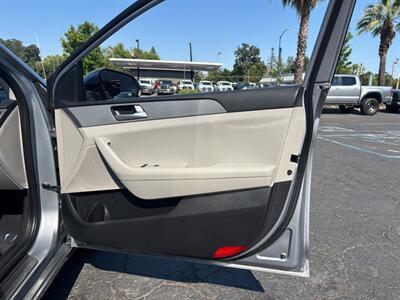 2017 Hyundai SONATA SE   - Photo 14 - Sacramento, CA 95821
