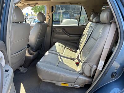 2005 Toyota Sequoia SR5   - Photo 8 - Sacramento, CA 95821