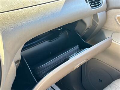 2005 Toyota Sequoia SR5   - Photo 21 - Sacramento, CA 95821