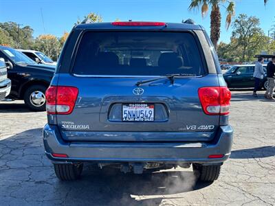 2005 Toyota Sequoia SR5   - Photo 4 - Sacramento, CA 95821