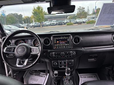 2019 Jeep Wrangler Unlimited Sahara   - Photo 11 - Sacramento, CA 95821