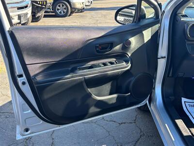2016 Toyota Prius c One - Photo 12 - Sacramento, CA 95821