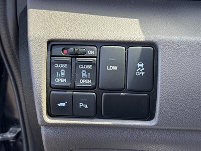 2016 Honda Odyssey Touring   - Photo 25 - Sacramento, CA 95821