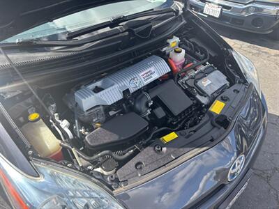 2010 Toyota Prius III   - Photo 21 - Sacramento, CA 95821