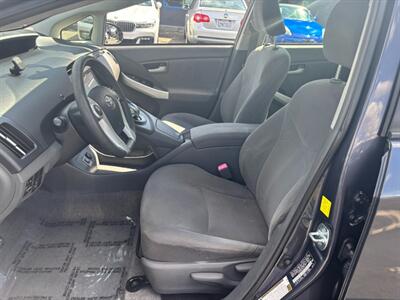 2010 Toyota Prius III   - Photo 7 - Sacramento, CA 95821