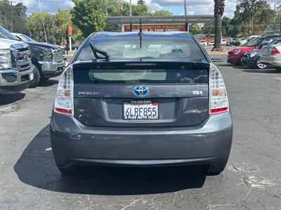 2010 Toyota Prius III   - Photo 4 - Sacramento, CA 95821