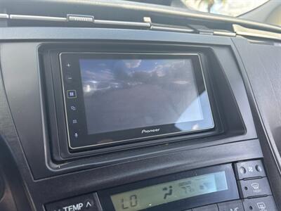 2010 Toyota Prius III   - Photo 16 - Sacramento, CA 95821