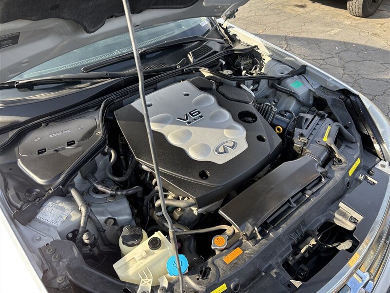 2006 INFINITI G35 Base photo 18