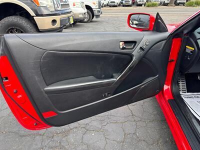 2013 Hyundai Genesis Coupe 3.8 Track   - Photo 12 - Sacramento, CA 95821